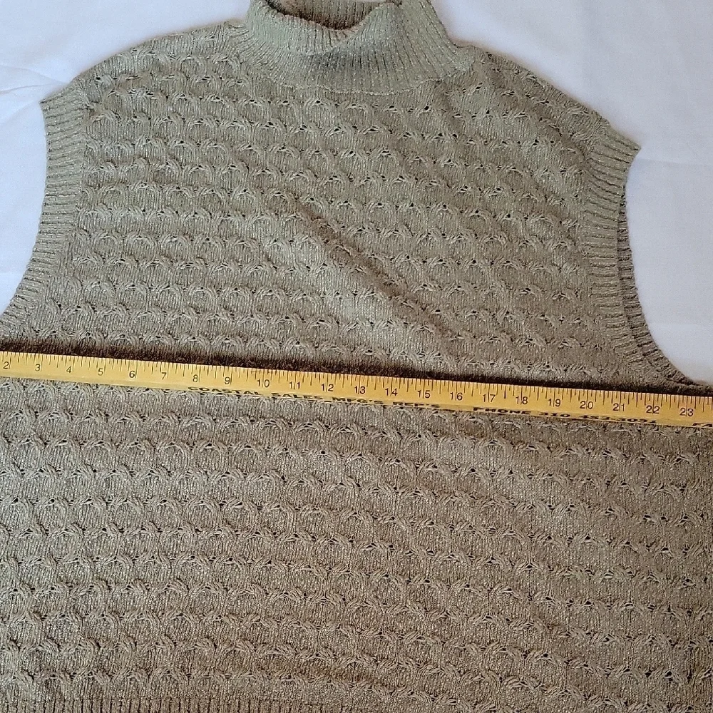 Free People Rosemary Textured Turtleneck Sweater - Olive Size M